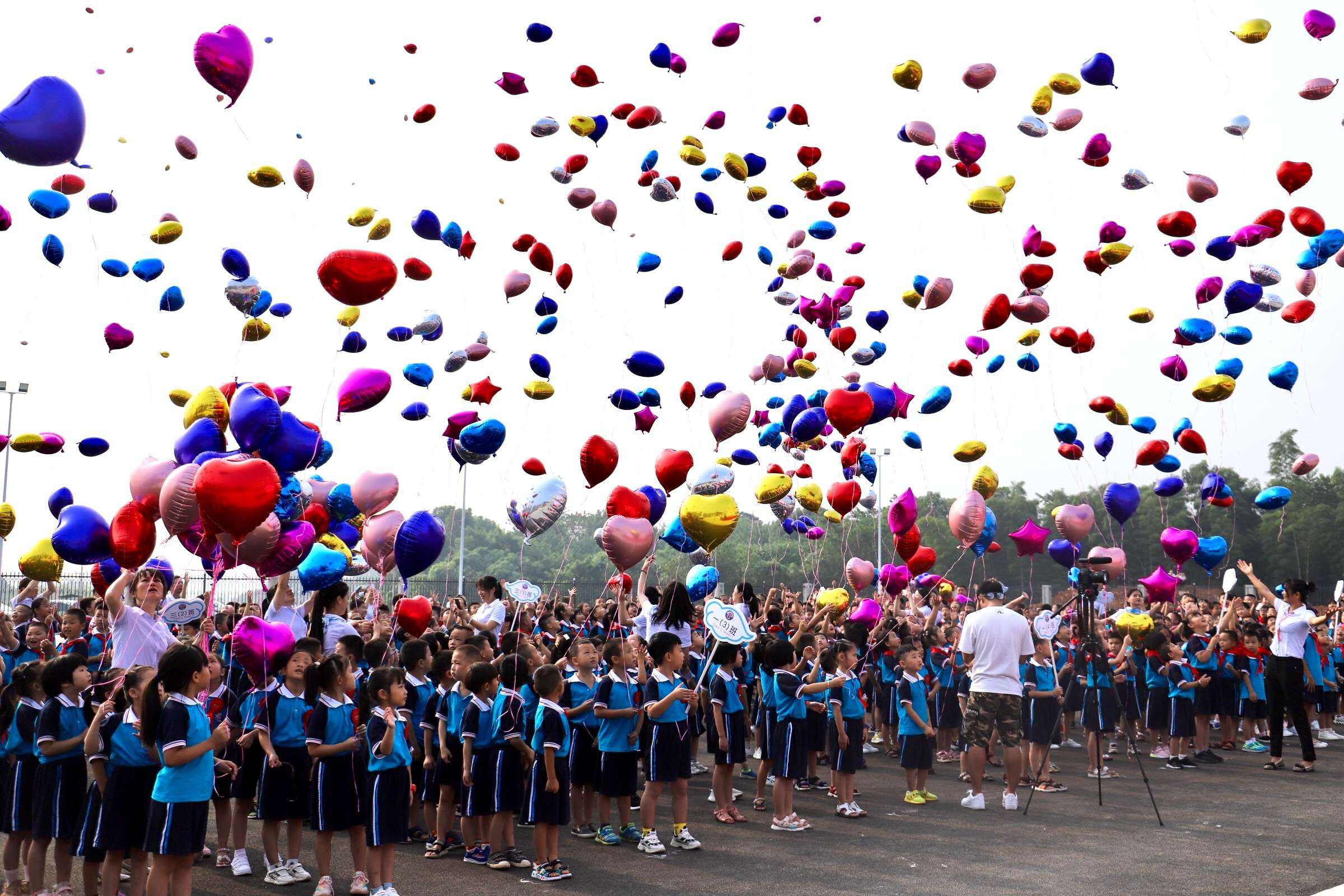 氢气球不要了可以放飞吗的简单介绍 氢气球不要了可以放飞吗的简单介绍